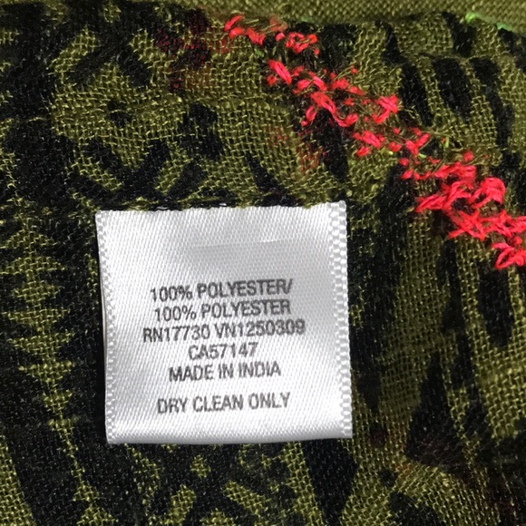 Infinity Scarf 🧣 - Picture 3 of 4